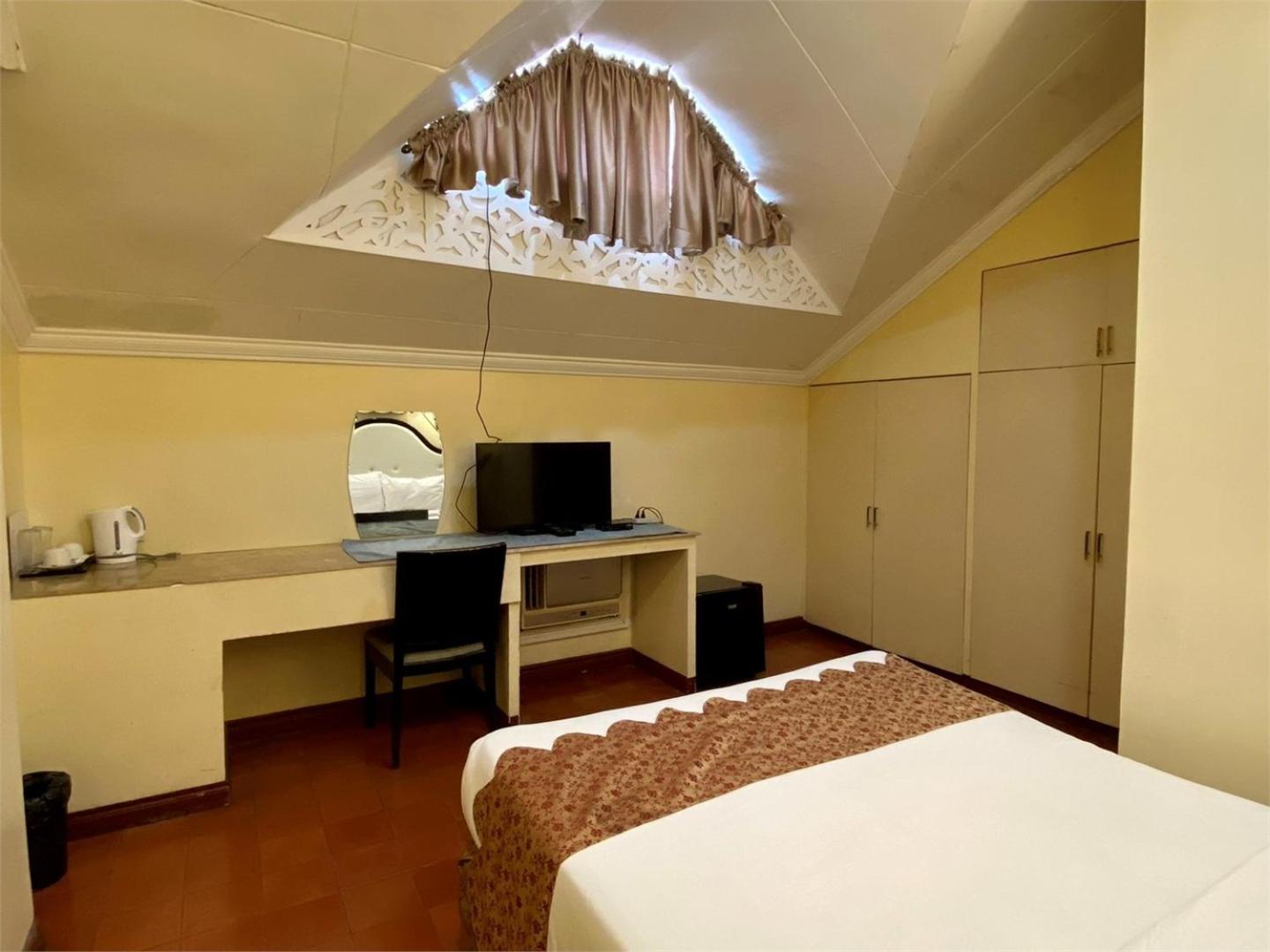 White Knight Hotel Intramuros Manila Eksteriør billede