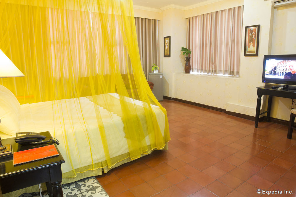 White Knight Hotel Intramuros Manila Eksteriør billede
