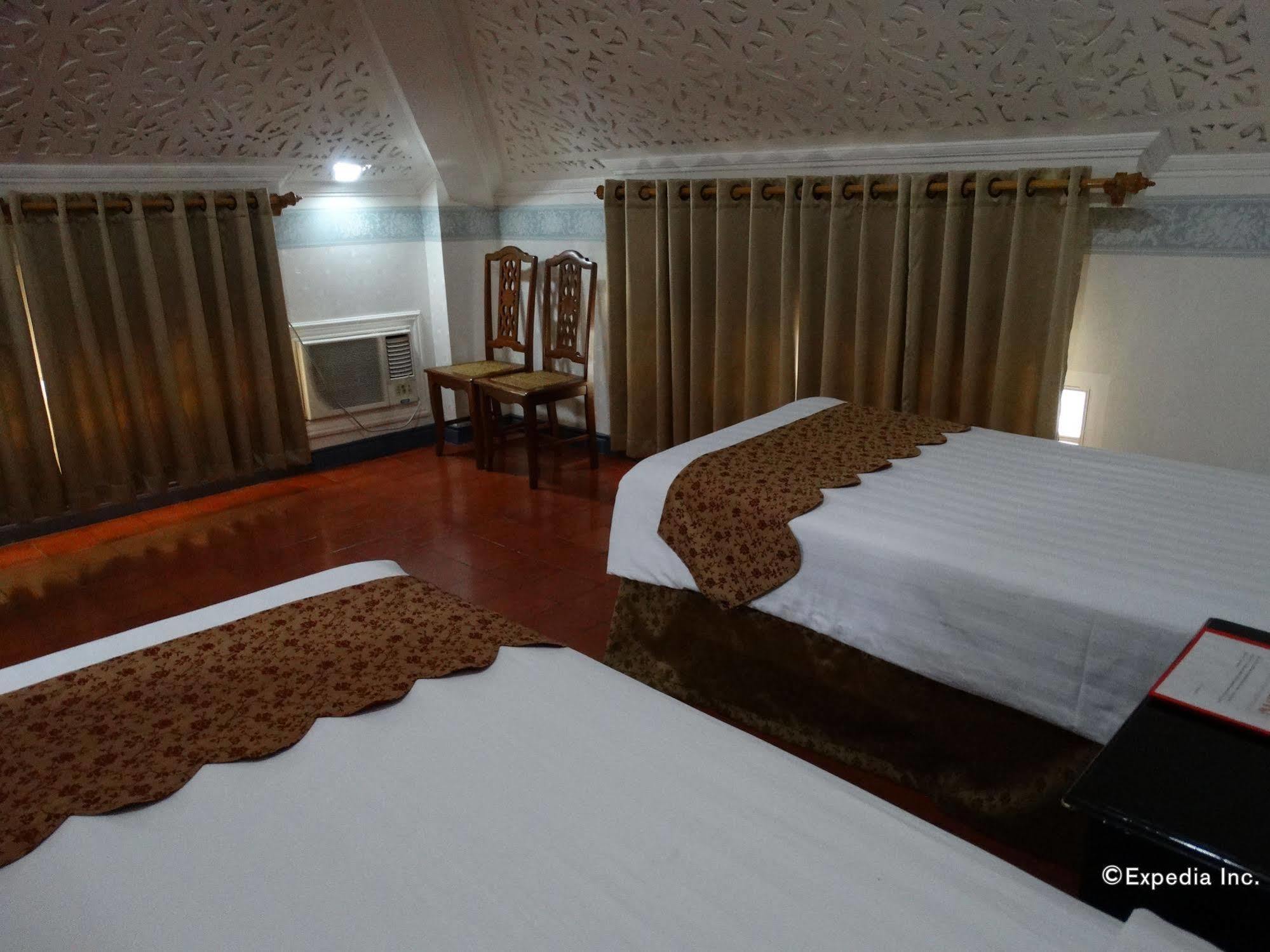 White Knight Hotel Intramuros Manila Eksteriør billede